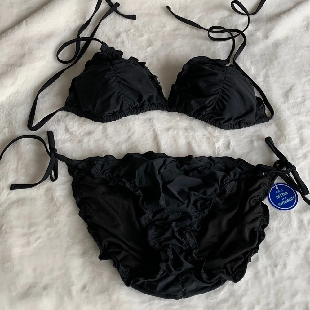 Black string bikini - Picture 1 of 3